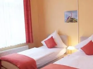 Hotell Ariana 2*
